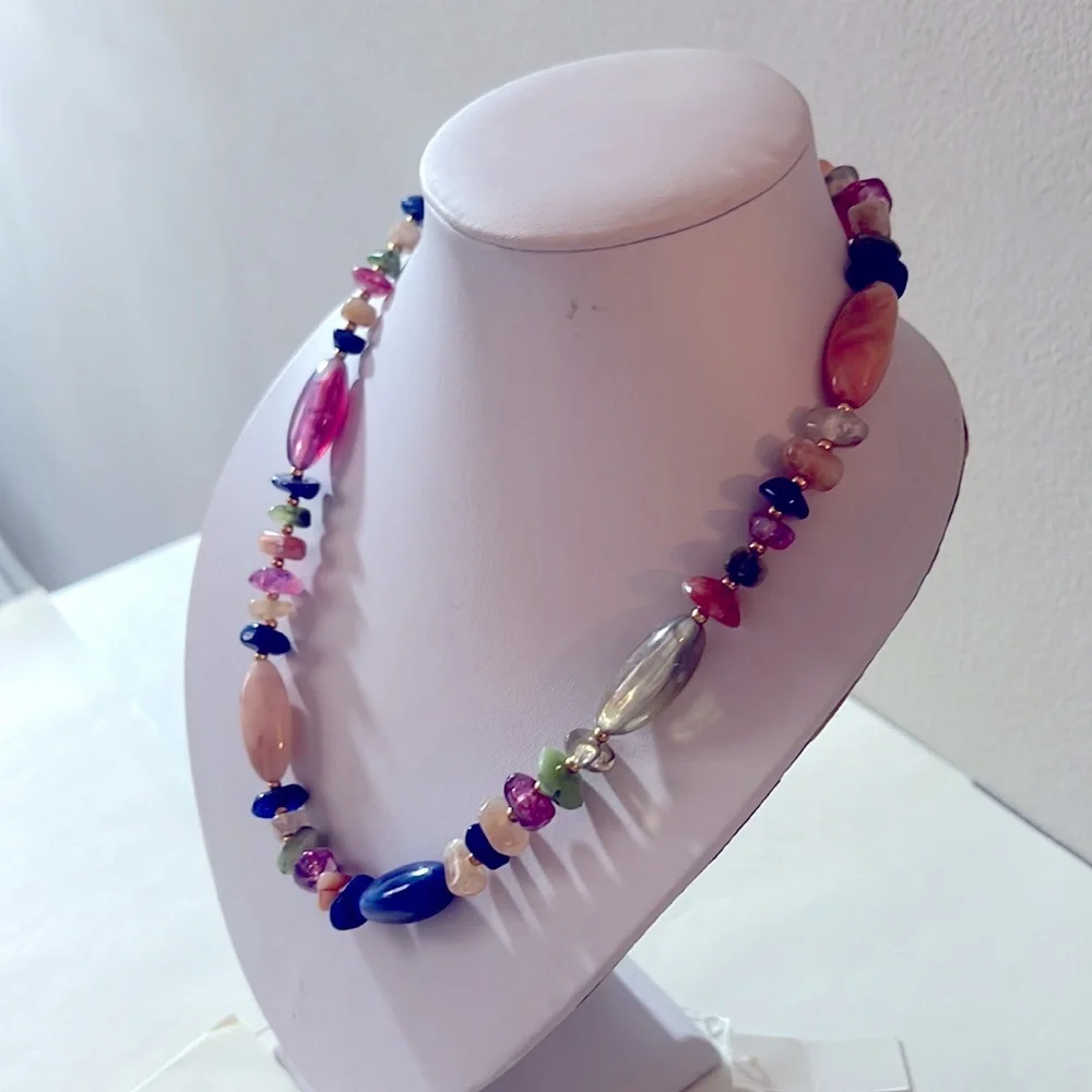 Multi Colored Necklace - Picture 2 of 4